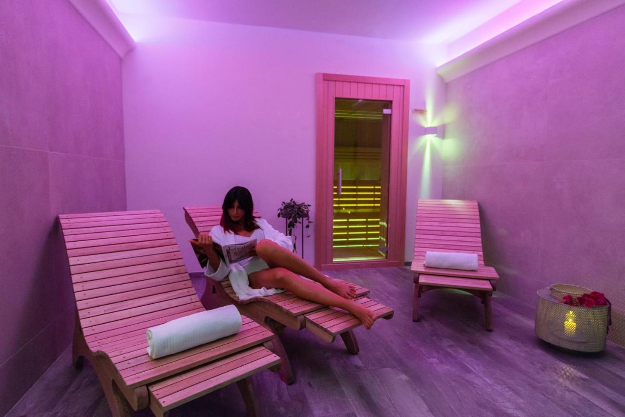 Hotel Giardino Suites&Spa Нумана Екстериор снимка