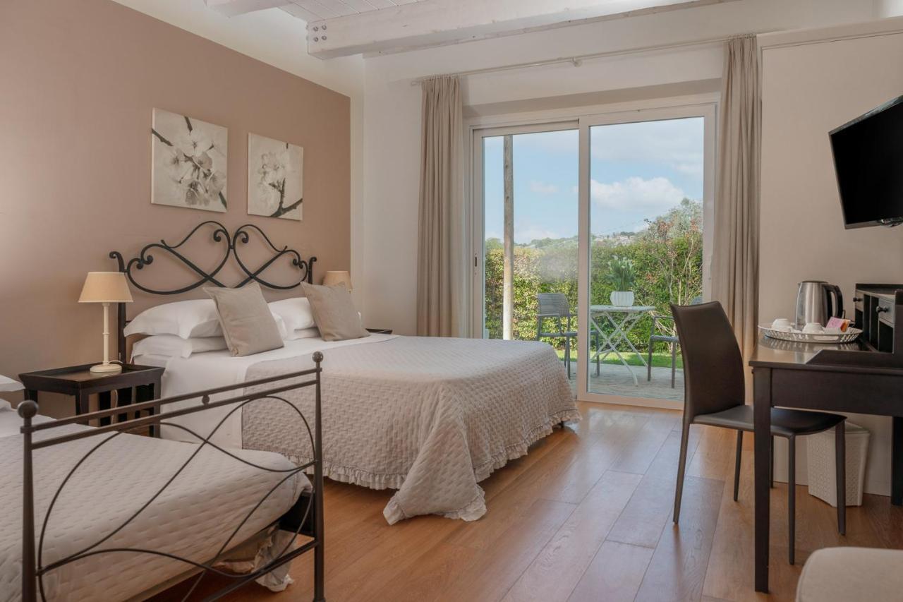 Hotel Giardino Suites&Spa Нумана Екстериор снимка