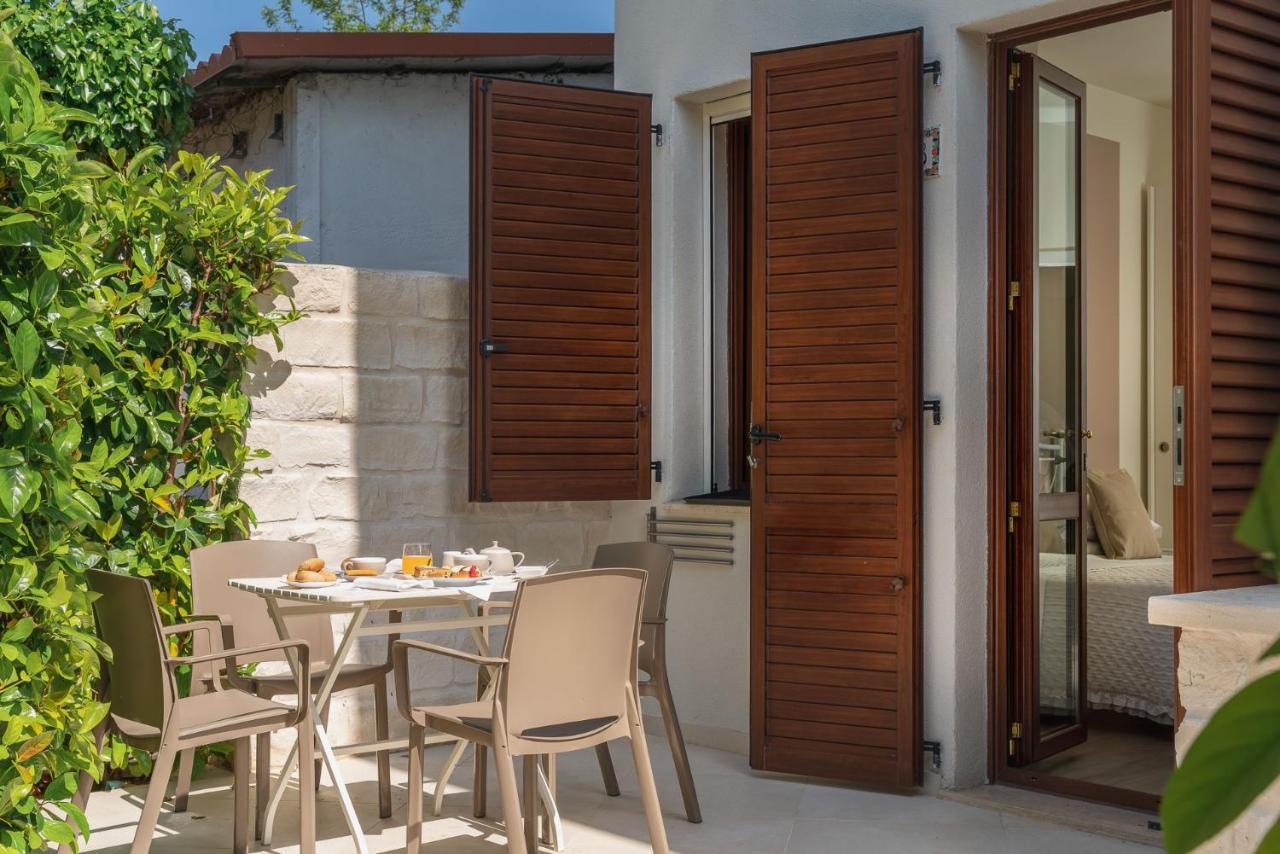 Hotel Giardino Suites&Spa Нумана Екстериор снимка