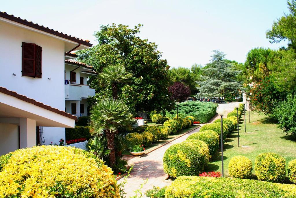 Hotel Giardino Suites&Spa Нумана Екстериор снимка